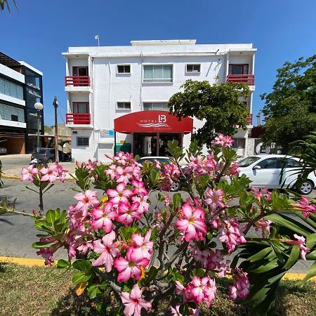 Hotel Lb Manzanillo Exterior foto
