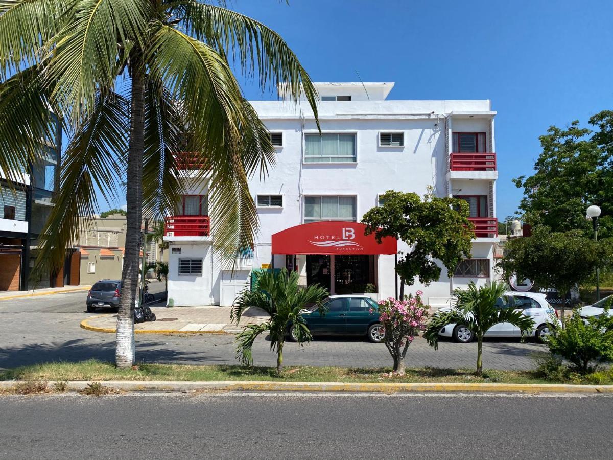 Hotel Lb Manzanillo Exterior foto